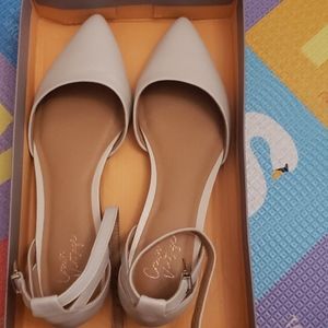 Crown vintage white flats